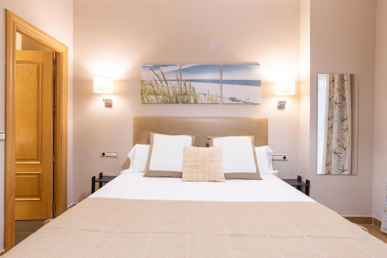 Dobo Malaga Puerto Apartment ภายนอก รูปภาพ