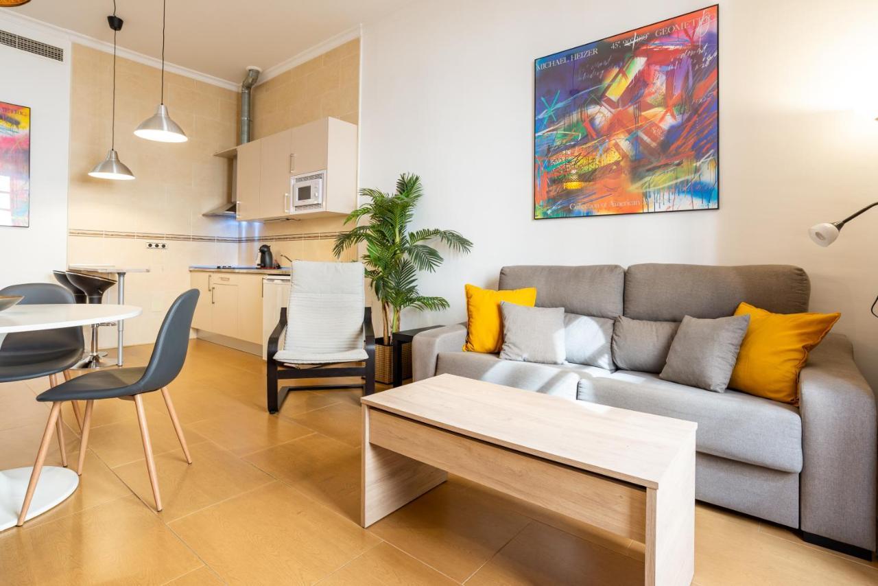 Dobo Malaga Puerto Apartment ภายนอก รูปภาพ