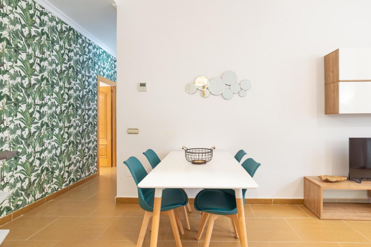 Dobo Malaga Puerto Apartment ภายนอก รูปภาพ