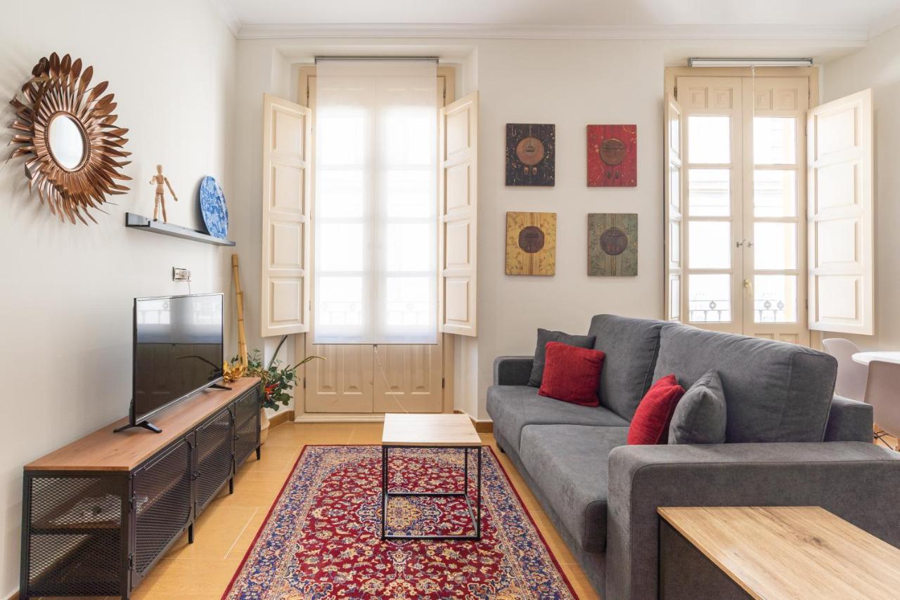Dobo Malaga Puerto Apartment ภายนอก รูปภาพ