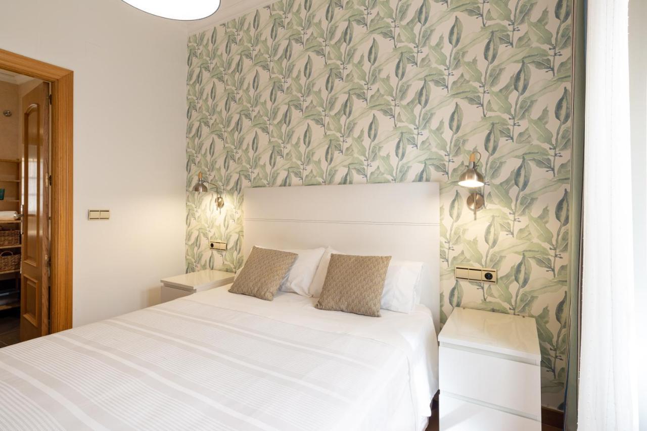 Dobo Malaga Puerto Apartment ภายนอก รูปภาพ