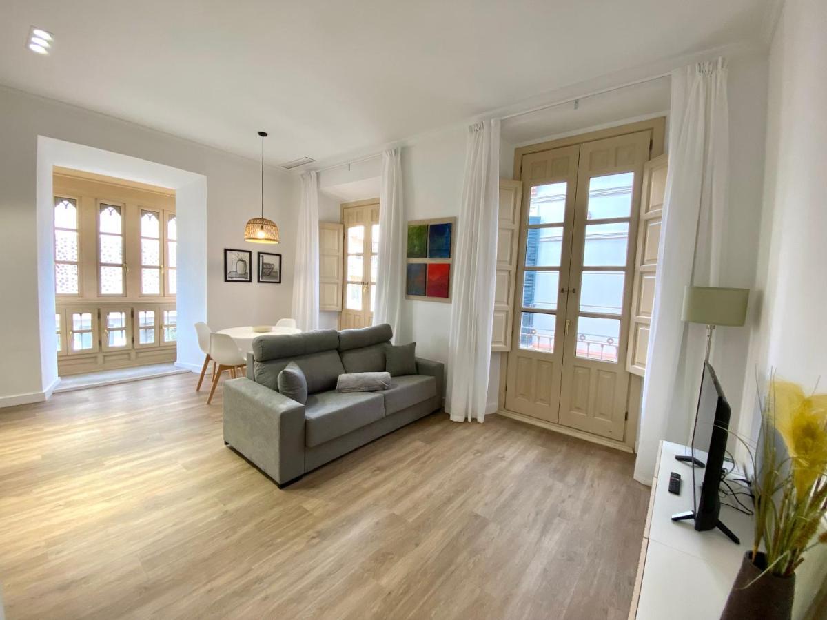 Dobo Malaga Puerto Apartment ภายนอก รูปภาพ